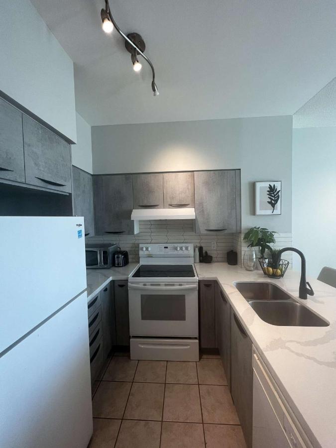 Cozy Fort York Condo Торонто Екстер'єр фото